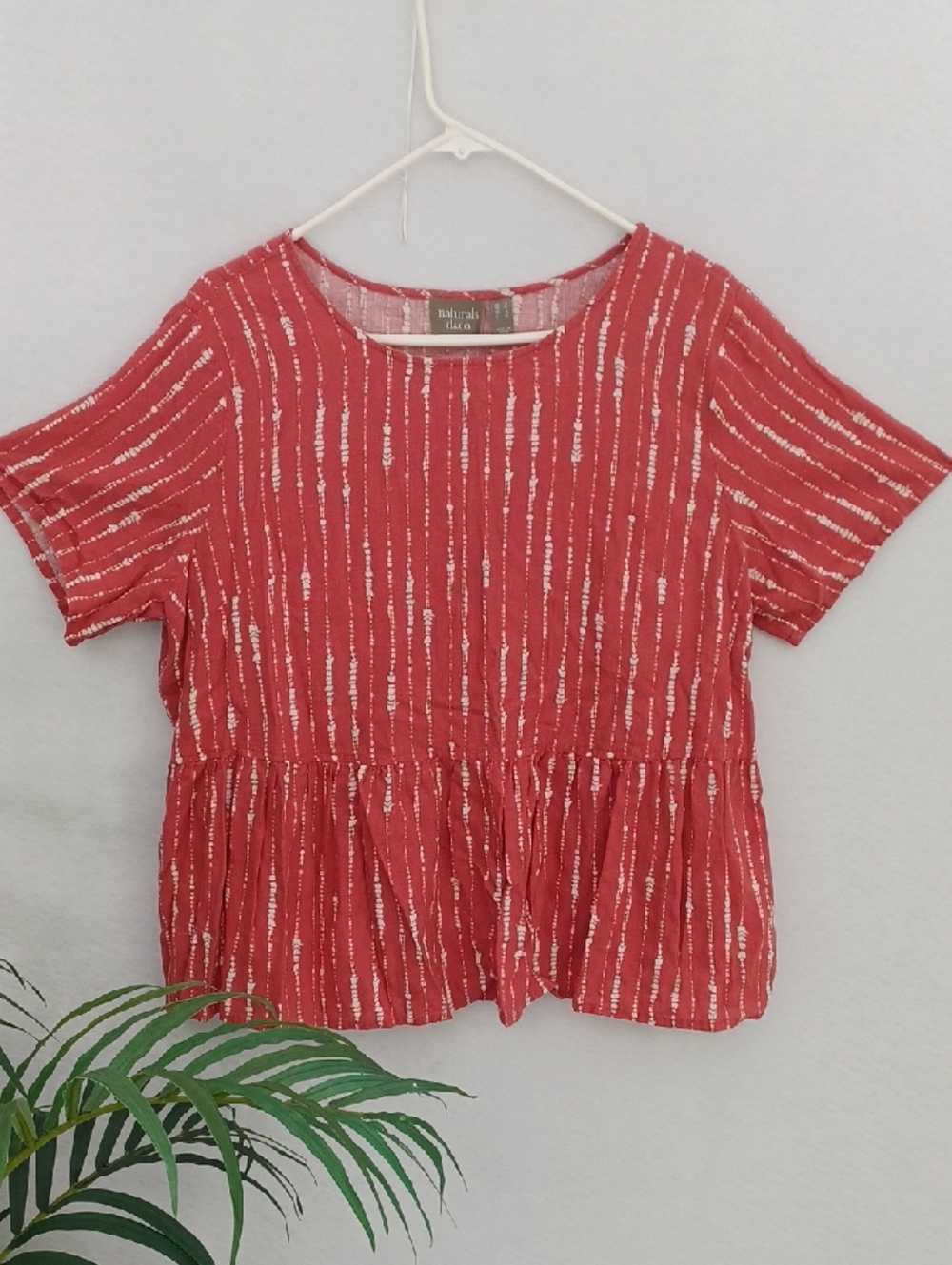 Naturals D&CO Red Striped Linen Blend Peplum Short-Sleeve Top